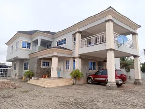 5bdrm Duplex in Achimota Tantra, Mile 7 for sale