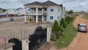 5bdrm Duplex in Achimota Tantra, Mile 7 for sale