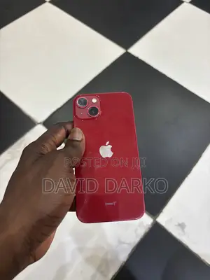 Apple iPhone 13 128 GB Red