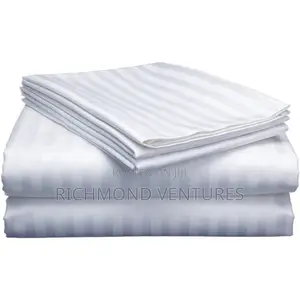 Clean Neat Available White Hotel Bedsheetsl (2 Bedsheet 4 Pillowcase
