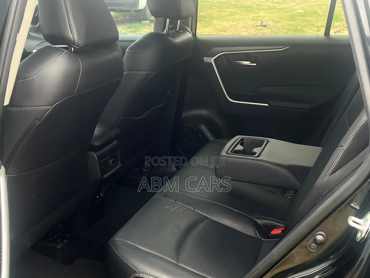 Toyota RAV4 XLE Premium 2021 Black