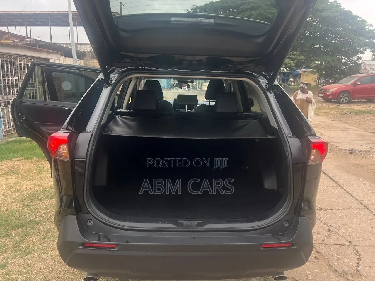 Toyota RAV4 XLE Premium 2021 Black