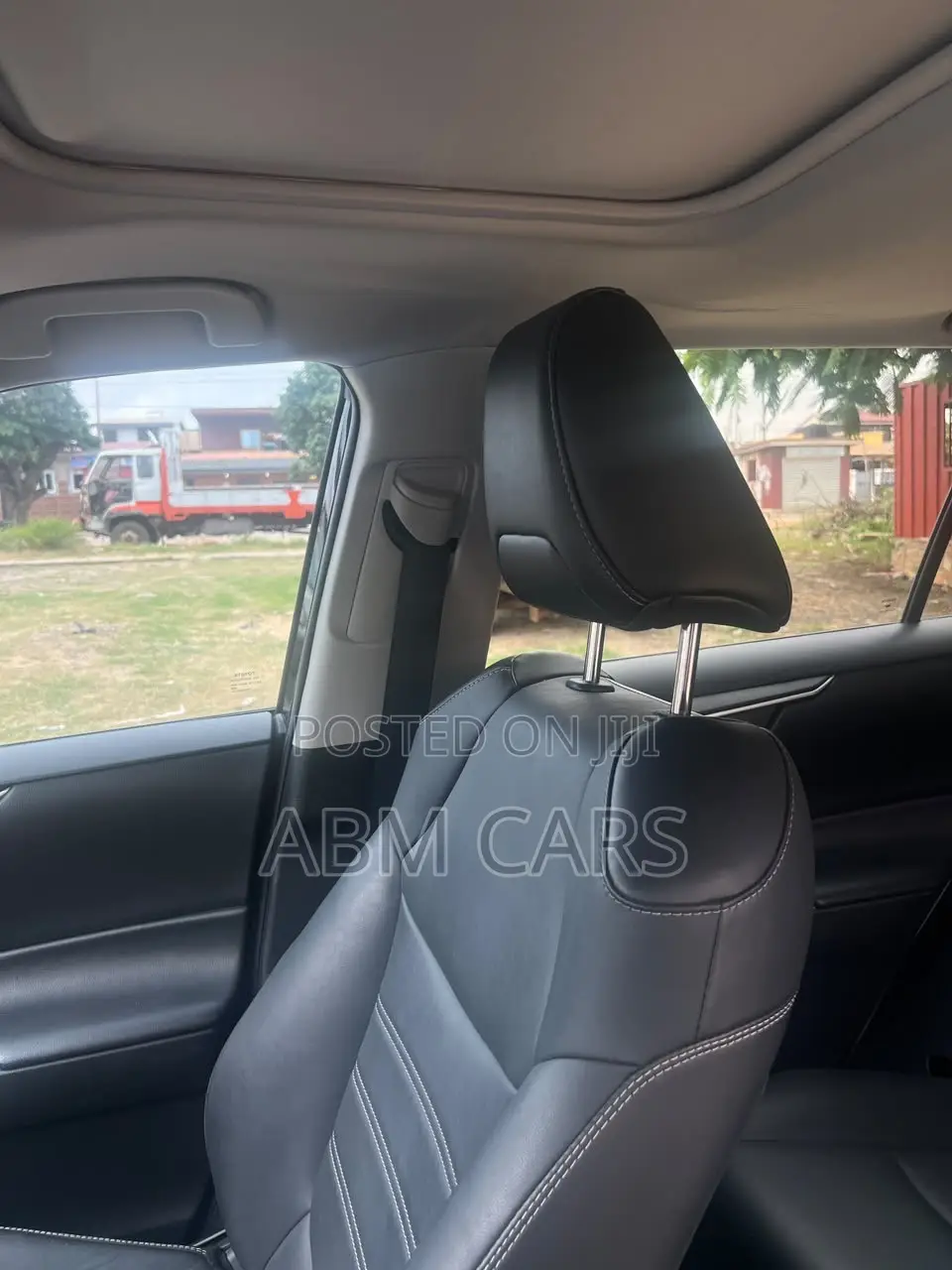Toyota RAV4 XLE Premium 2021 Black
