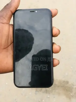 Apple iPhone 11 64 GB Black