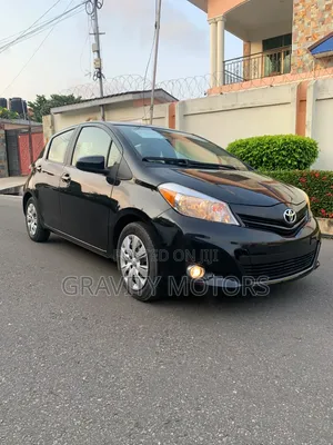 Toyota Yaris 2013 Black