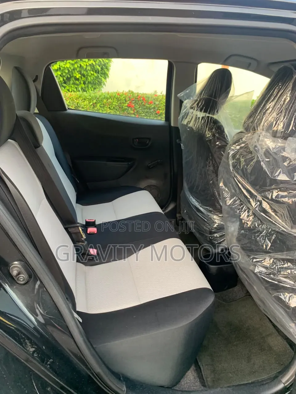 Toyota Yaris 2013 Black
