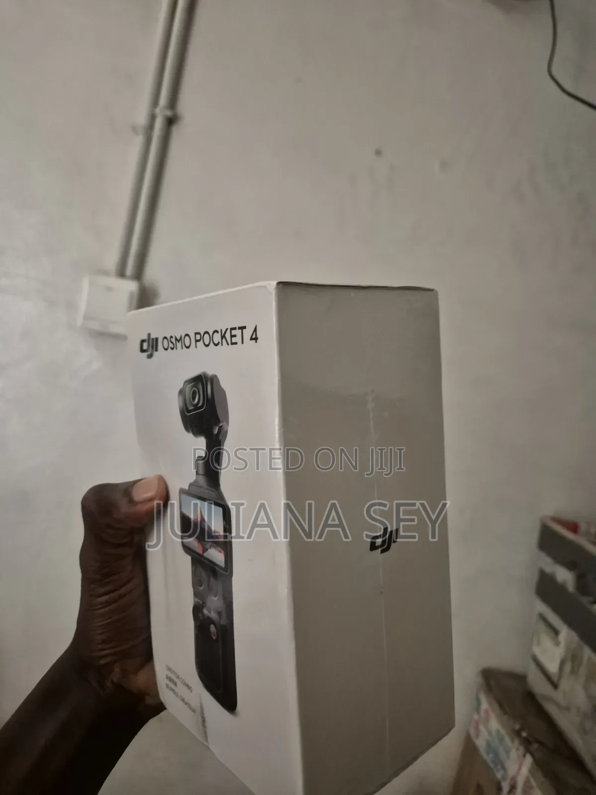 DJI Pocket 4