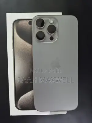 Apple iPhone 15 Pro Max 256 GB Silver