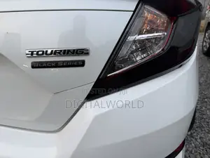 Honda Civic Touring 4dr Sedan (1.5L 4cyl) 2016 White