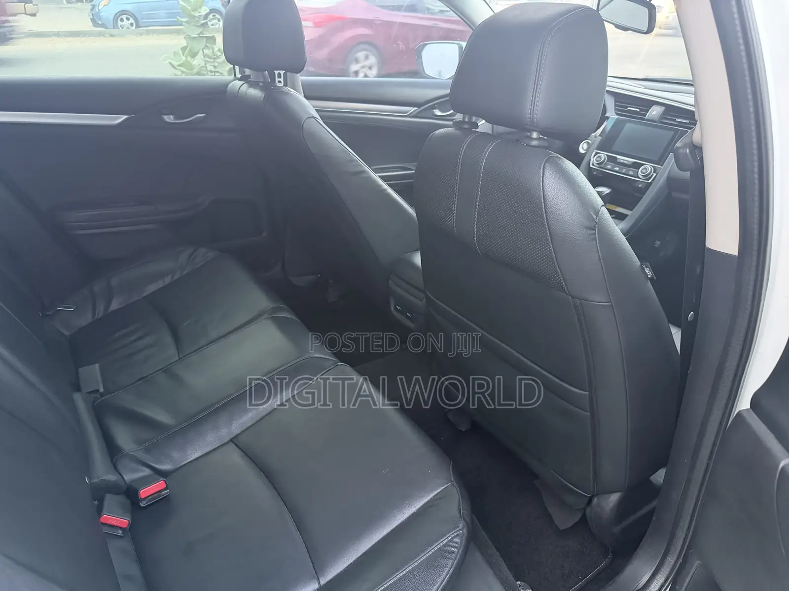Honda Civic Touring 4dr Sedan (1.5L 4cyl) 2016 White
