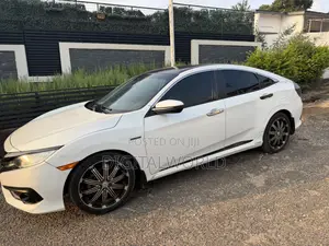 Honda Civic Touring 4dr Sedan (1.5L 4cyl) 2016 White