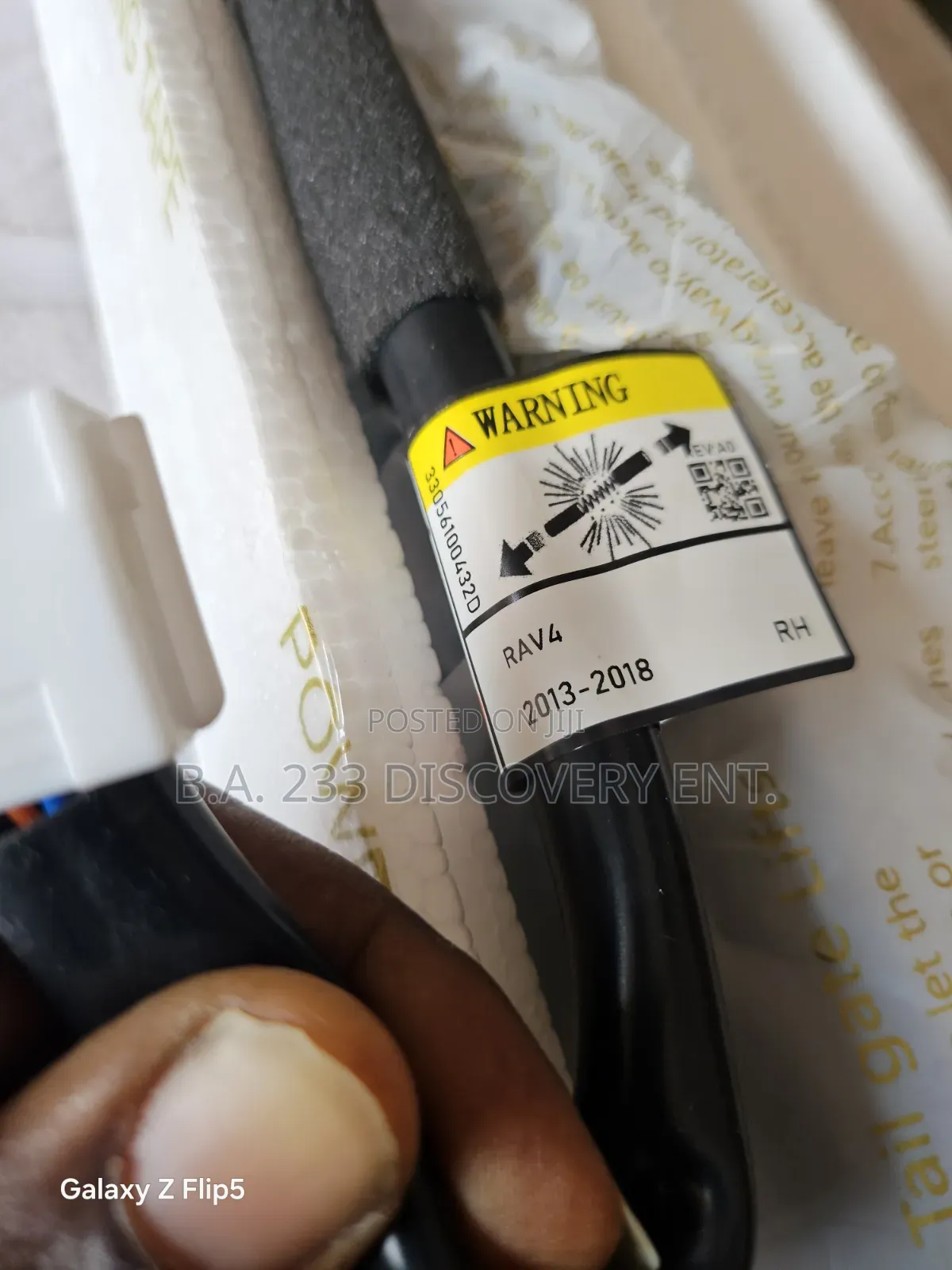 2014/2015/2016/2017/2018 Toyota Rav4 Electronic Boot Shocks