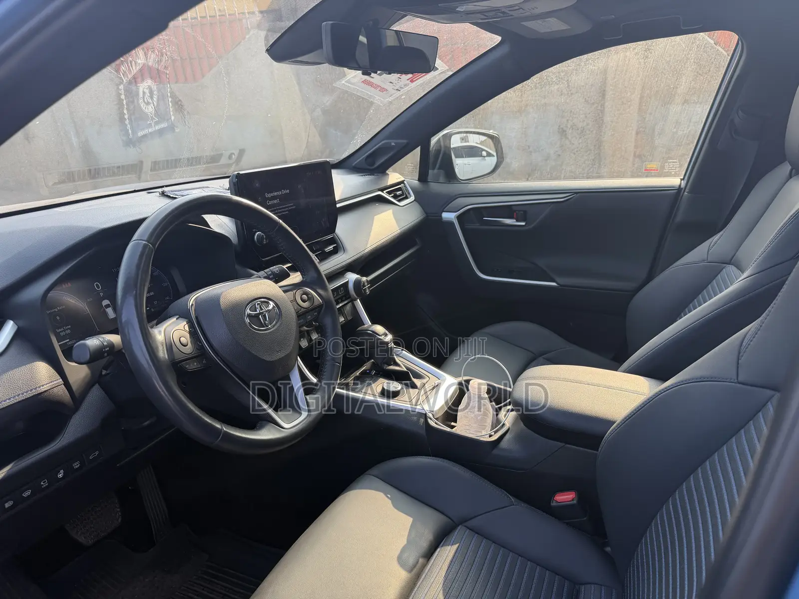 Toyota RAV4 XLE Premium AWD 2023 Blue
