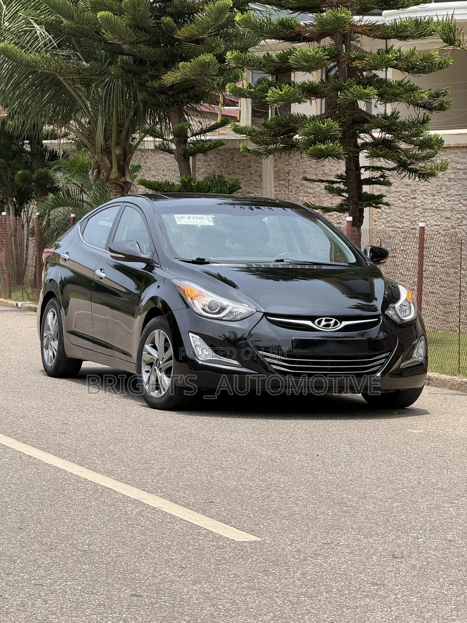 Hyundai Elantra Limited Sedan FWD (1.8L 4cyl 6A) 2016 Black