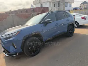 Toyota RAV4 XLE Premium AWD 2023 Blue