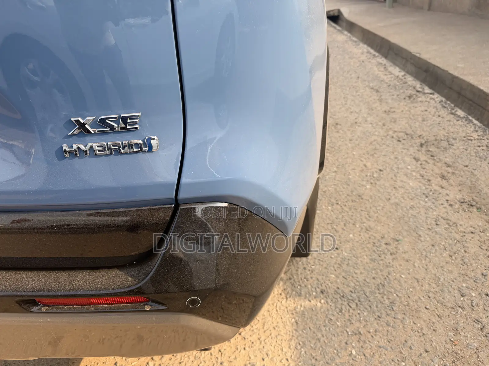 Toyota RAV4 XLE Premium AWD 2023 Blue