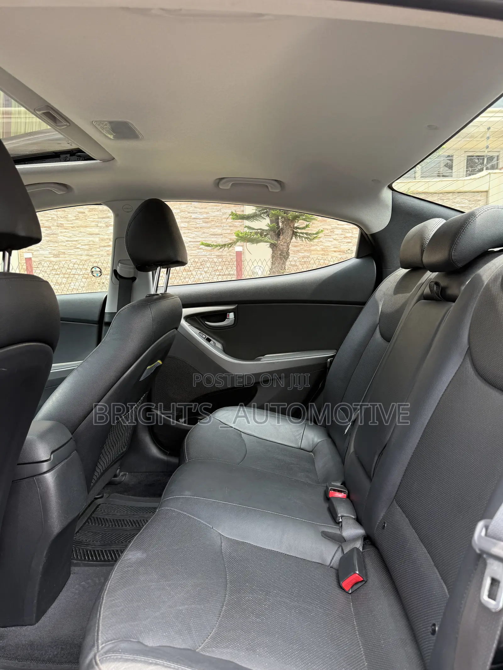 Hyundai Elantra Limited Sedan FWD (1.8L 4cyl 6A) 2016 Black