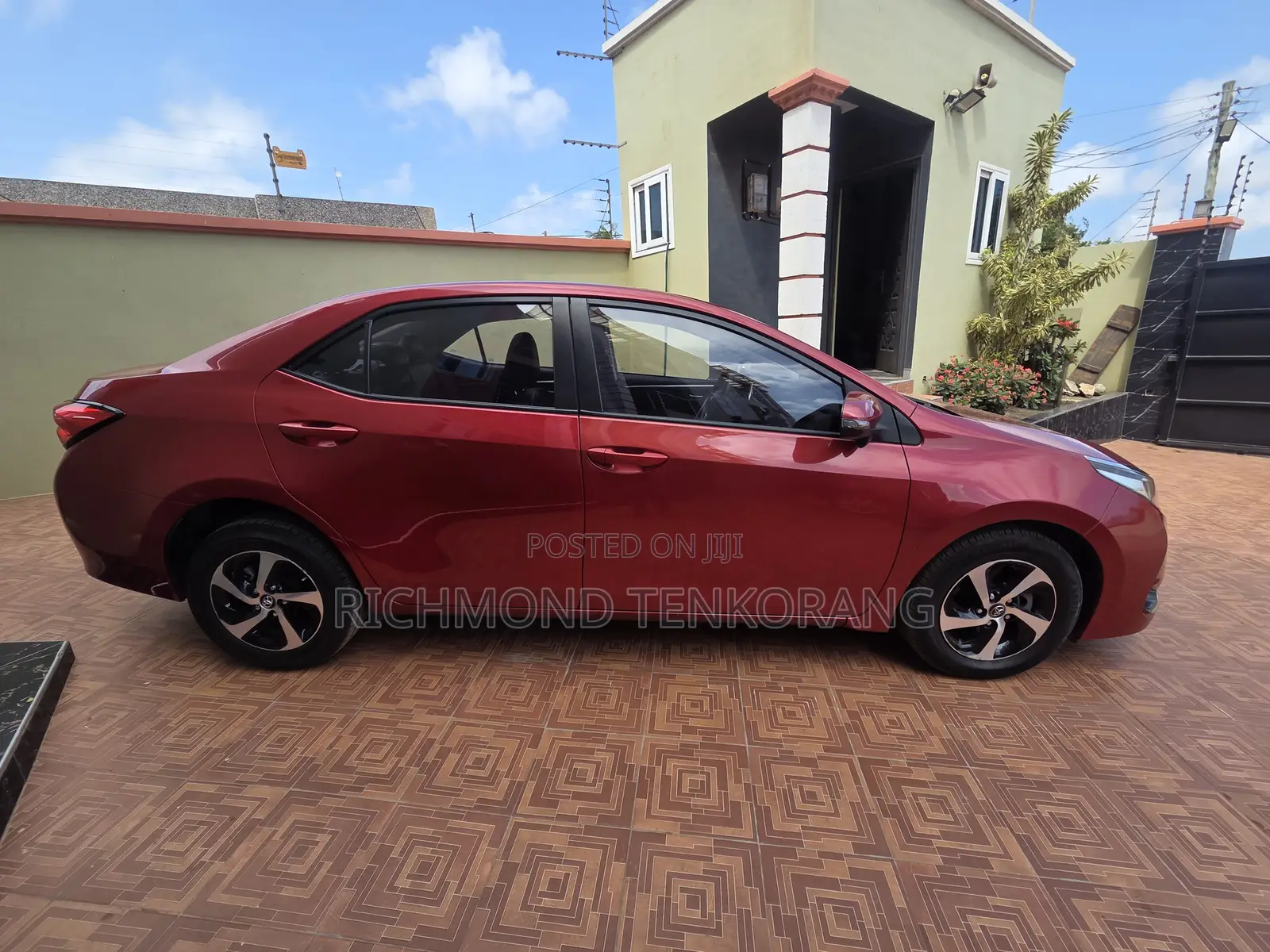 Toyota Corolla 2017 Red
