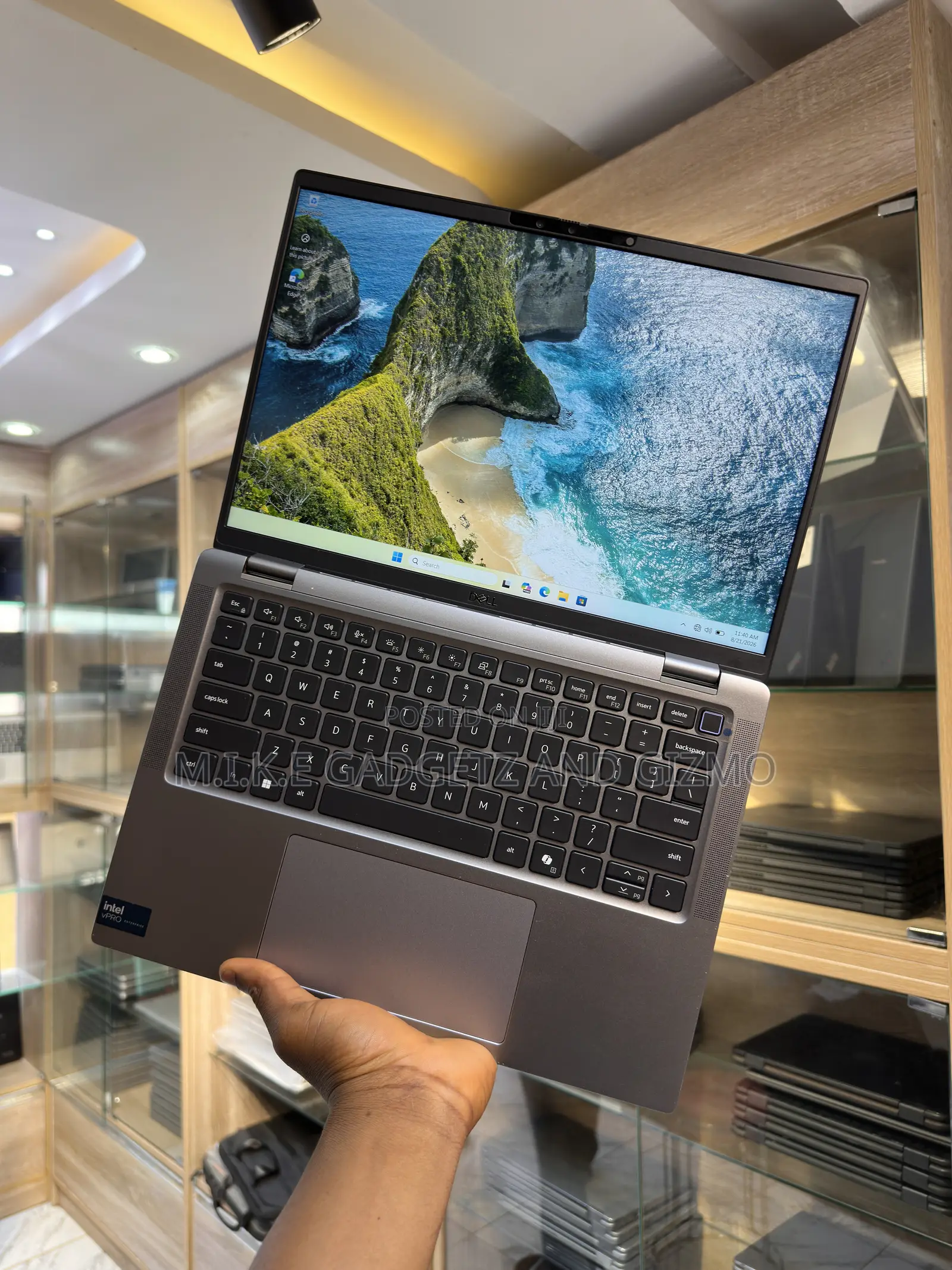 Laptop Dell Latitude 7450 32GB Intel Core Ultra 7 SSD 512GB