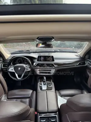 BMW 7 Series 730Li 2017 Black