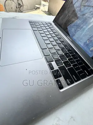 Laptop Apple MacBook Pro 2020 16GB Intel Core i5 HDD+SSD 1T