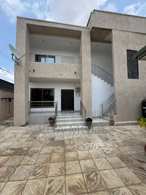 3bdrm Apartment in Achimota for rent
