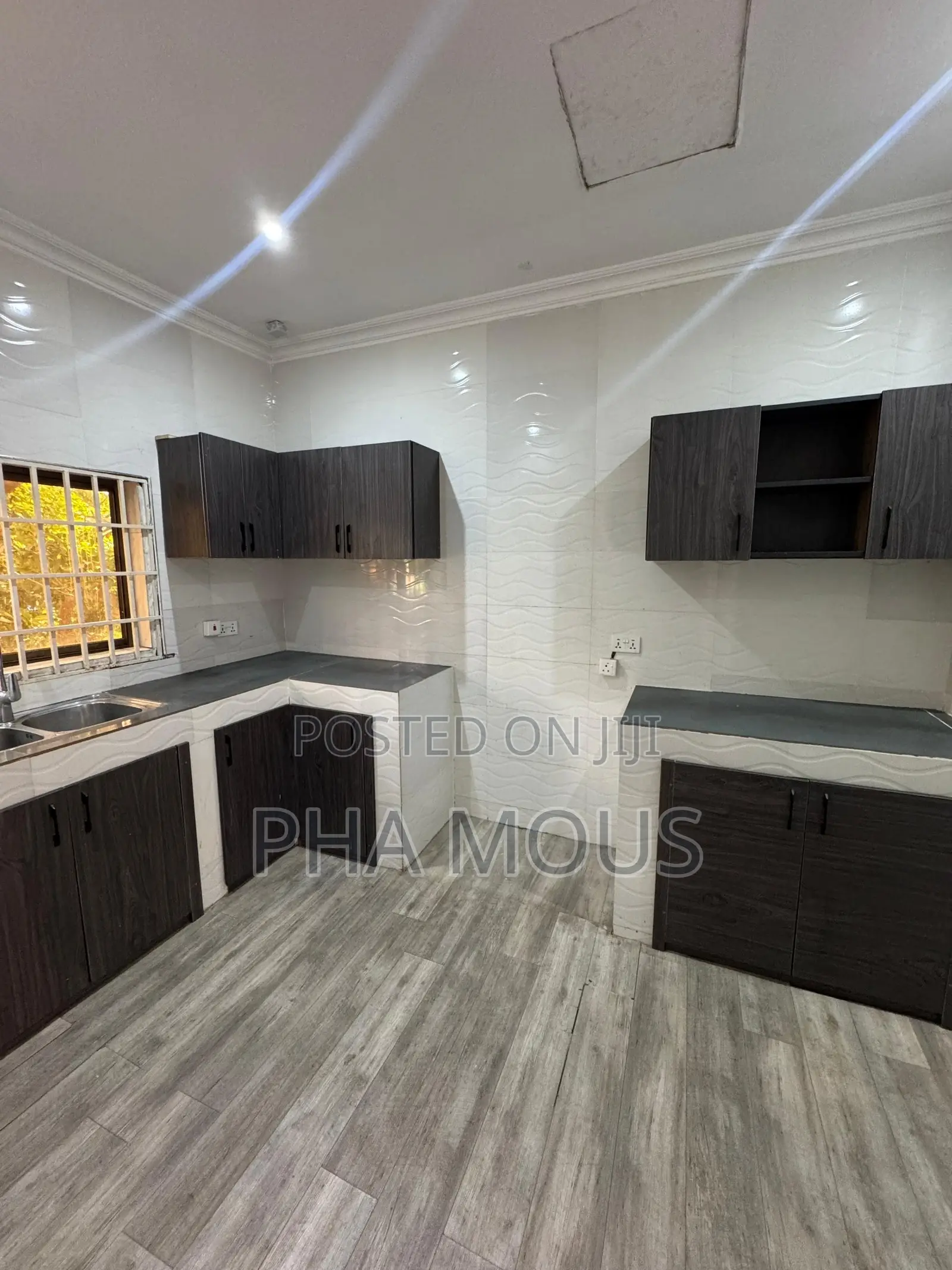 3bdrm Apartment in Achimota for rent