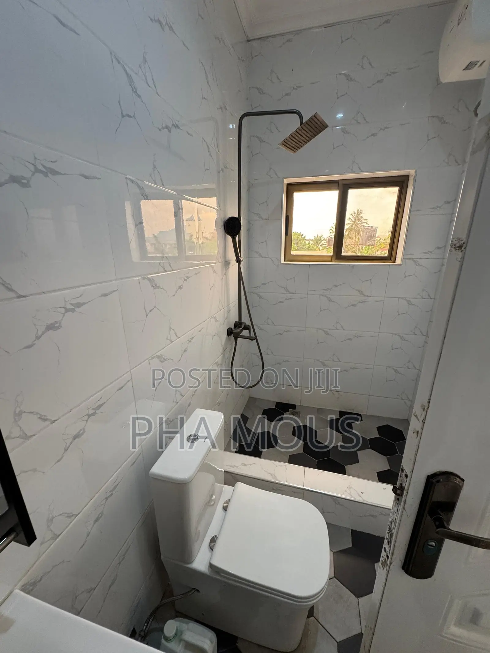 3bdrm Apartment in Achimota for rent