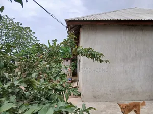 3bdrm House in Born To Pray Estate, Ejisu-Juaben Municipal for sale