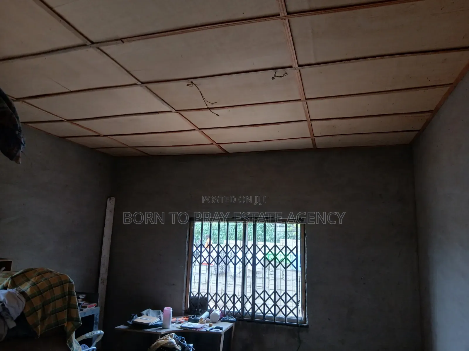 3bdrm House in Born To Pray Estate, Ejisu-Juaben Municipal for sale