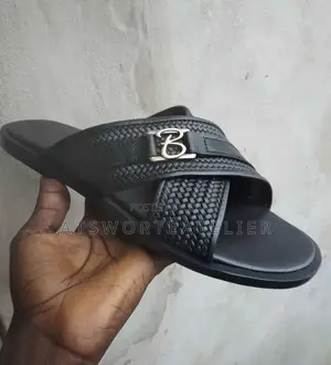 Vellaro Cross Handmade Slippers - Black