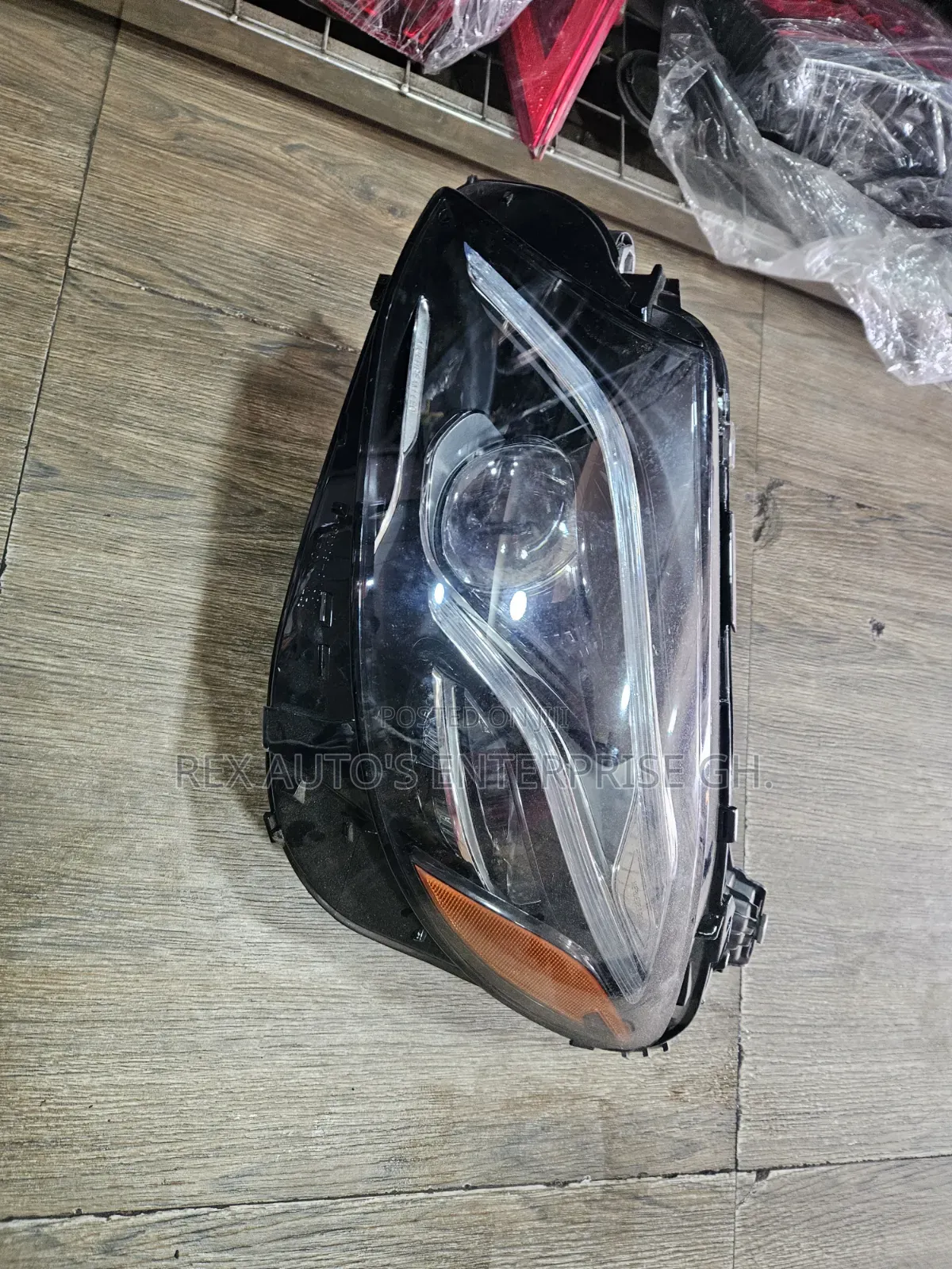 W213 /E300 Headlight Light (One Side)