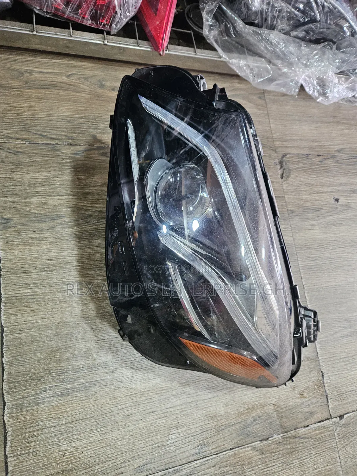 W213 /E300 Headlight Light (One Side)