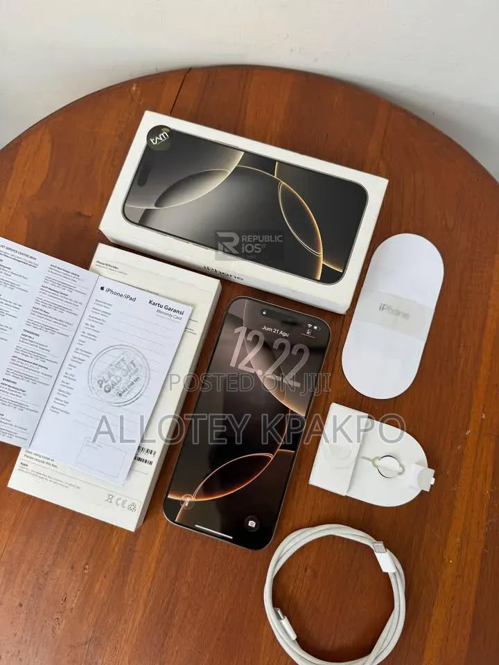 Apple iPhone 15 Pro Max 256 GB Silver