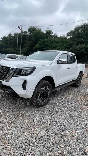 New Nissan Navara 2025 White