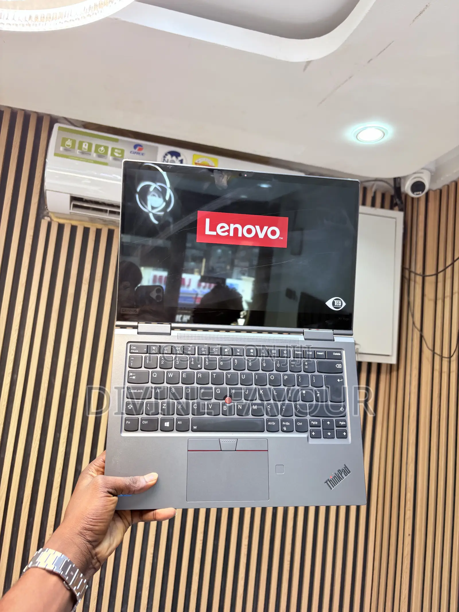 Laptop Lenovo ThinkPad X1 Yoga 8GB Intel Core i5 SSD 256GB