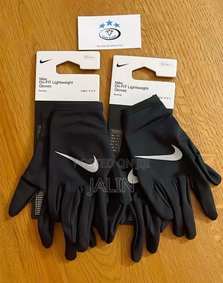 Hand Gloves.