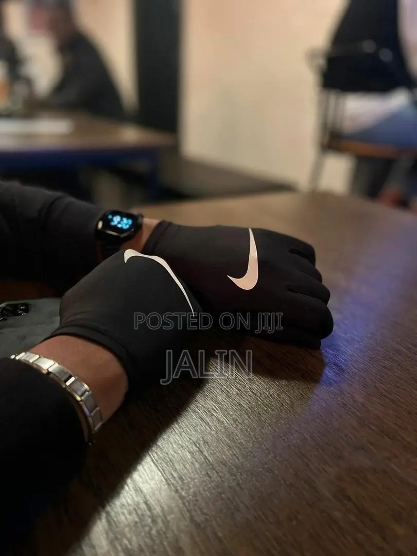 Hand Gloves.