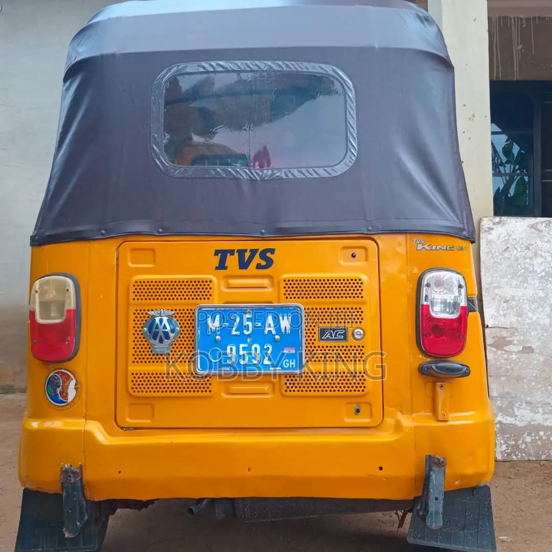TVS King Deluxe Plus iTouch Start 2025 Yellow