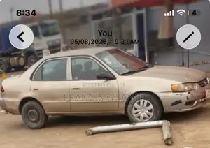 Toyota Corolla 2002 Gold