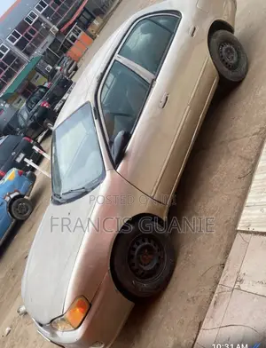 Toyota Corolla 2002 Gold