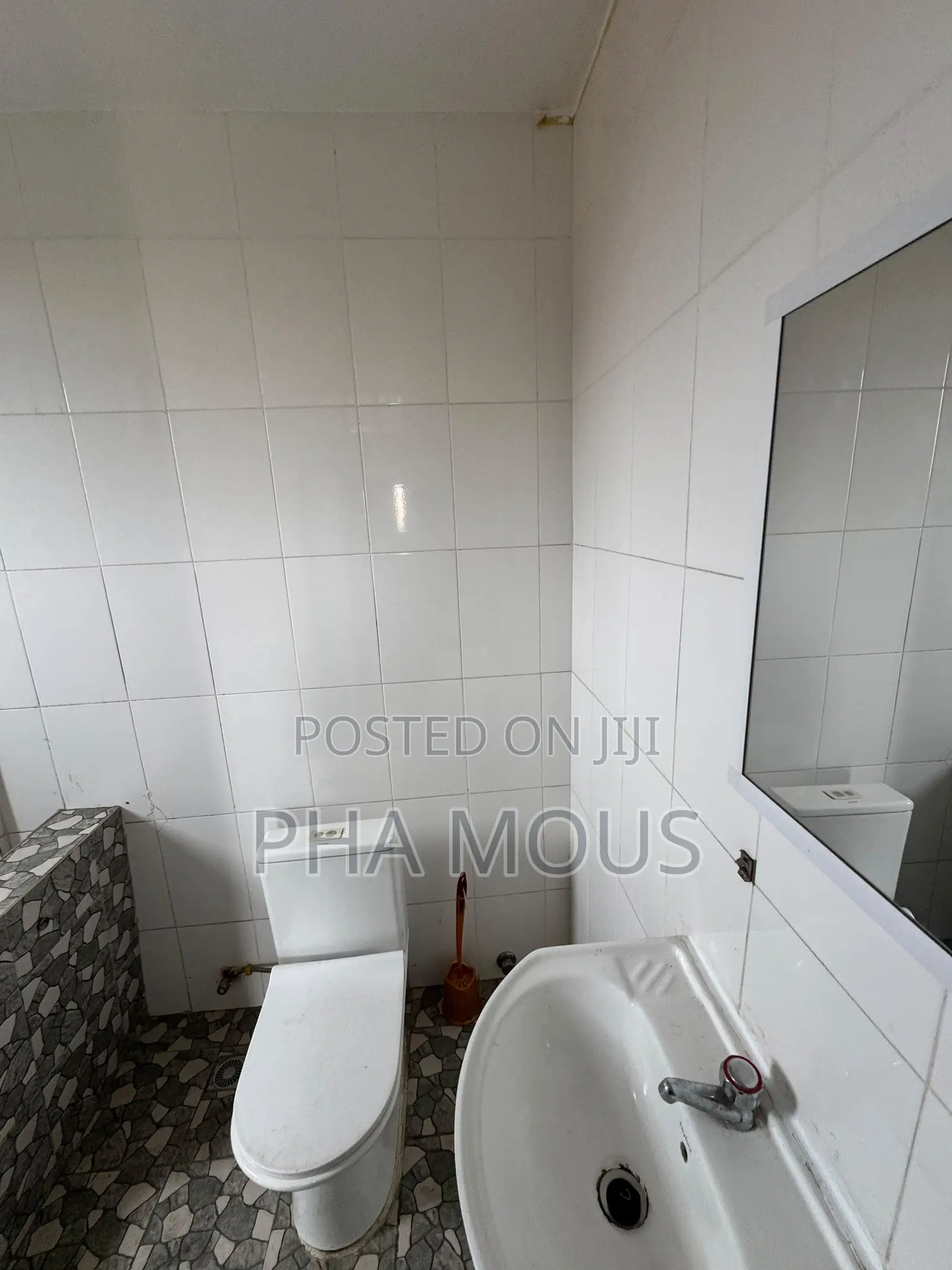 2bdrm Apartment in Mile 7 for rent
