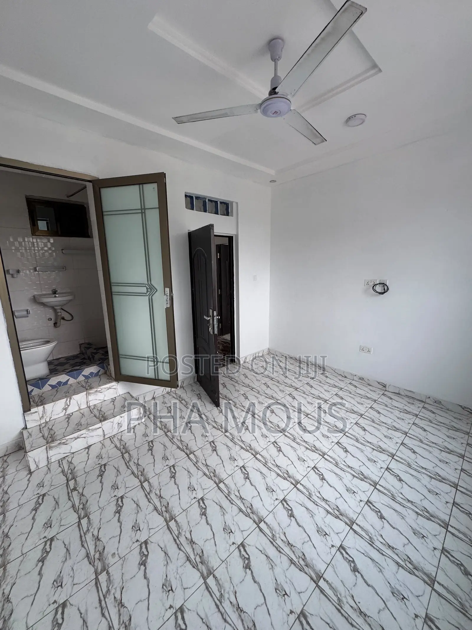 2bdrm Apartment in Mile 7 for rent