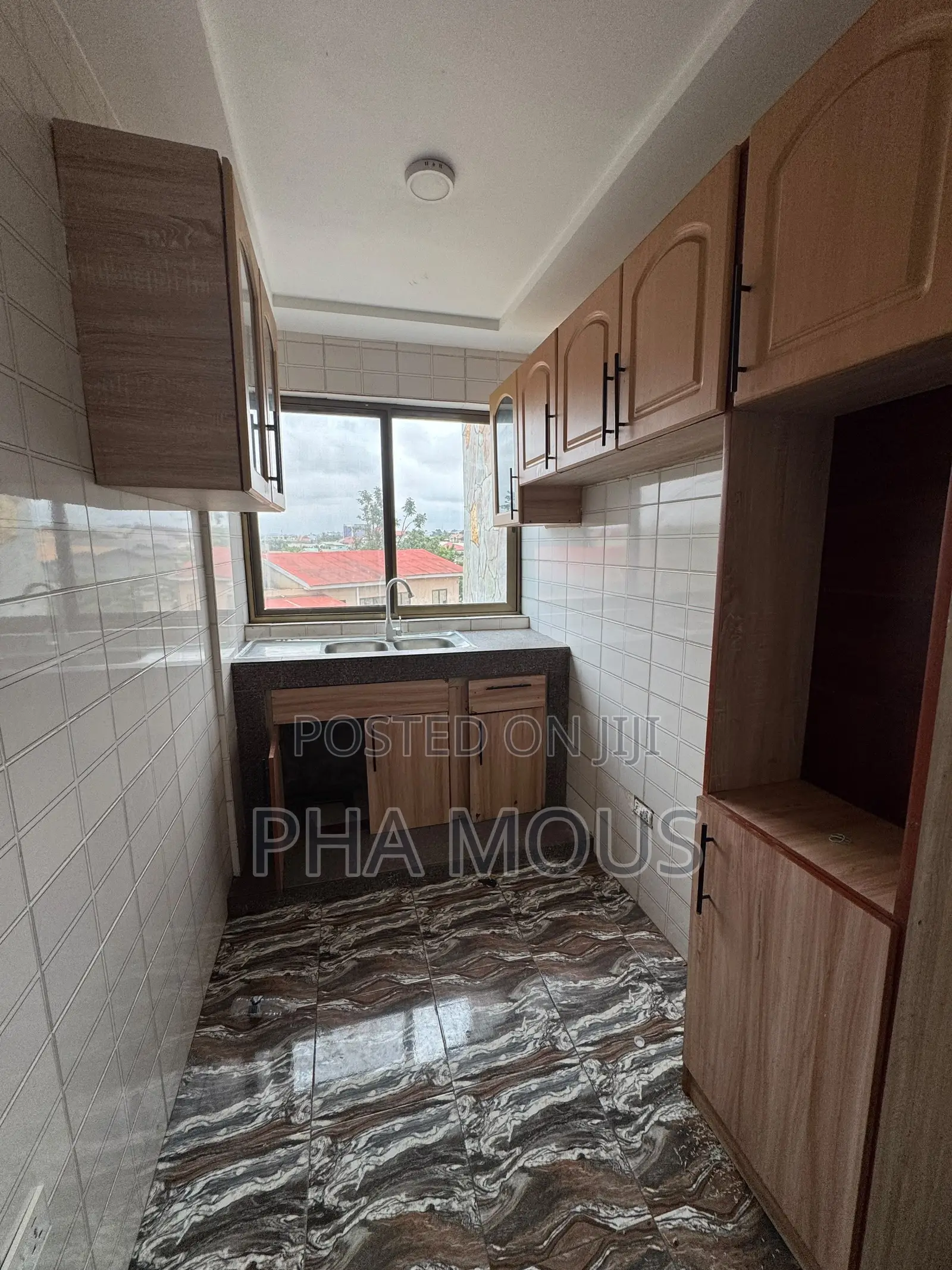 2bdrm Apartment in Mile 7 for rent