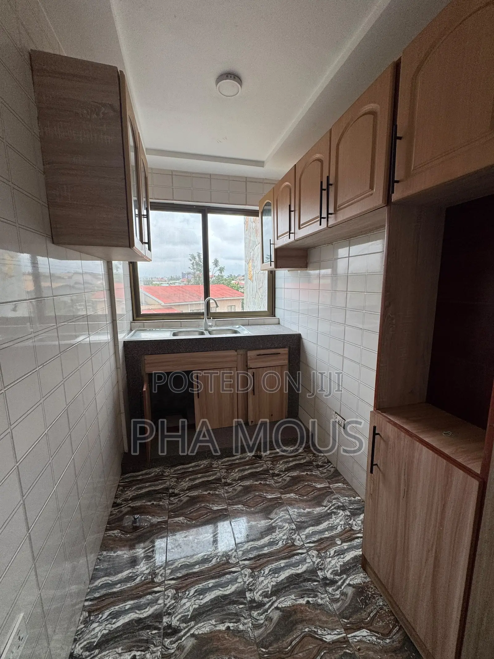 2bdrm Apartment in Mile 7 for rent