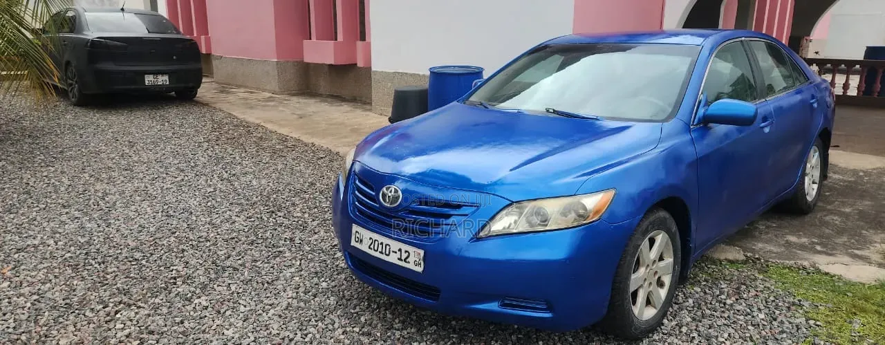 Toyota Camry 2017 Blue