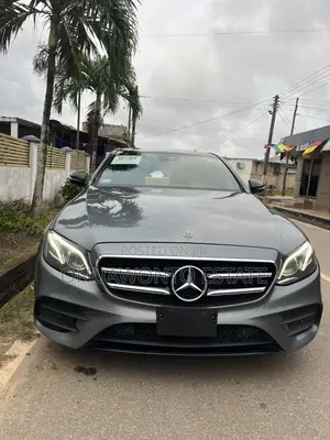 Mercedes-Benz E300 2018 Gray