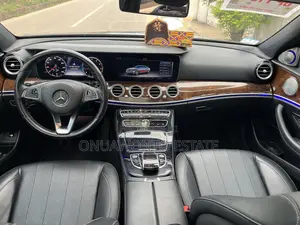 Mercedes-Benz E300 2018 Gray