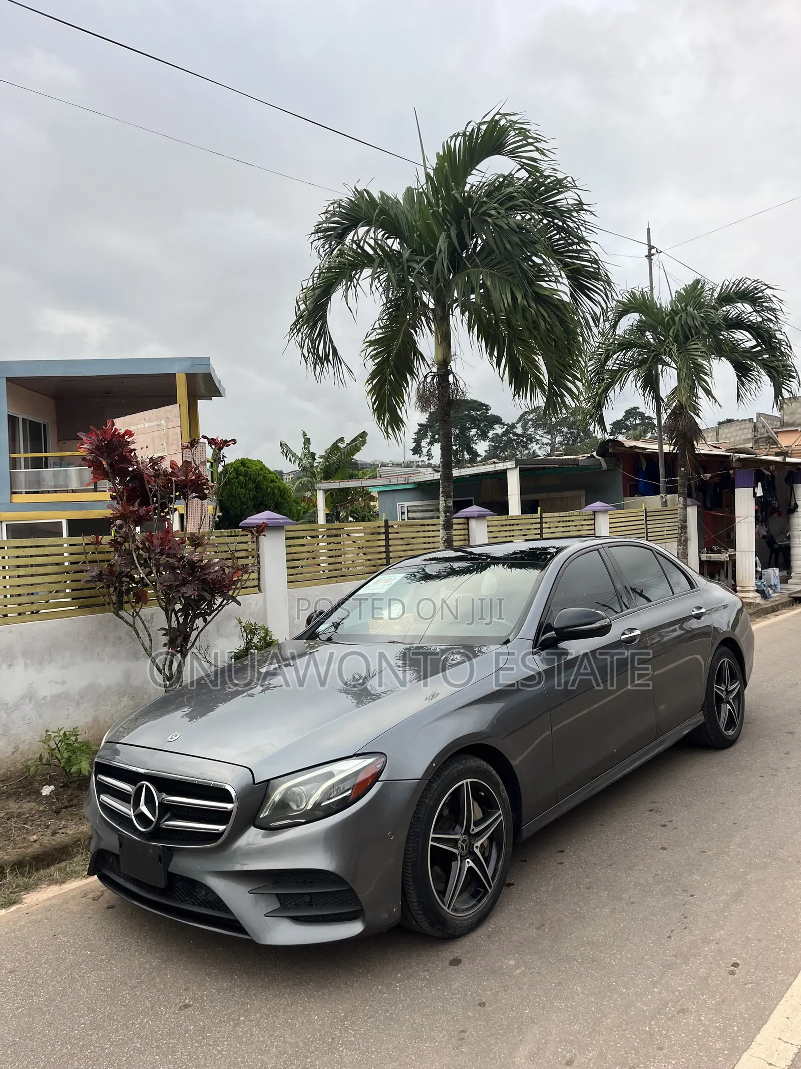 Mercedes-Benz E300 2018 Gray