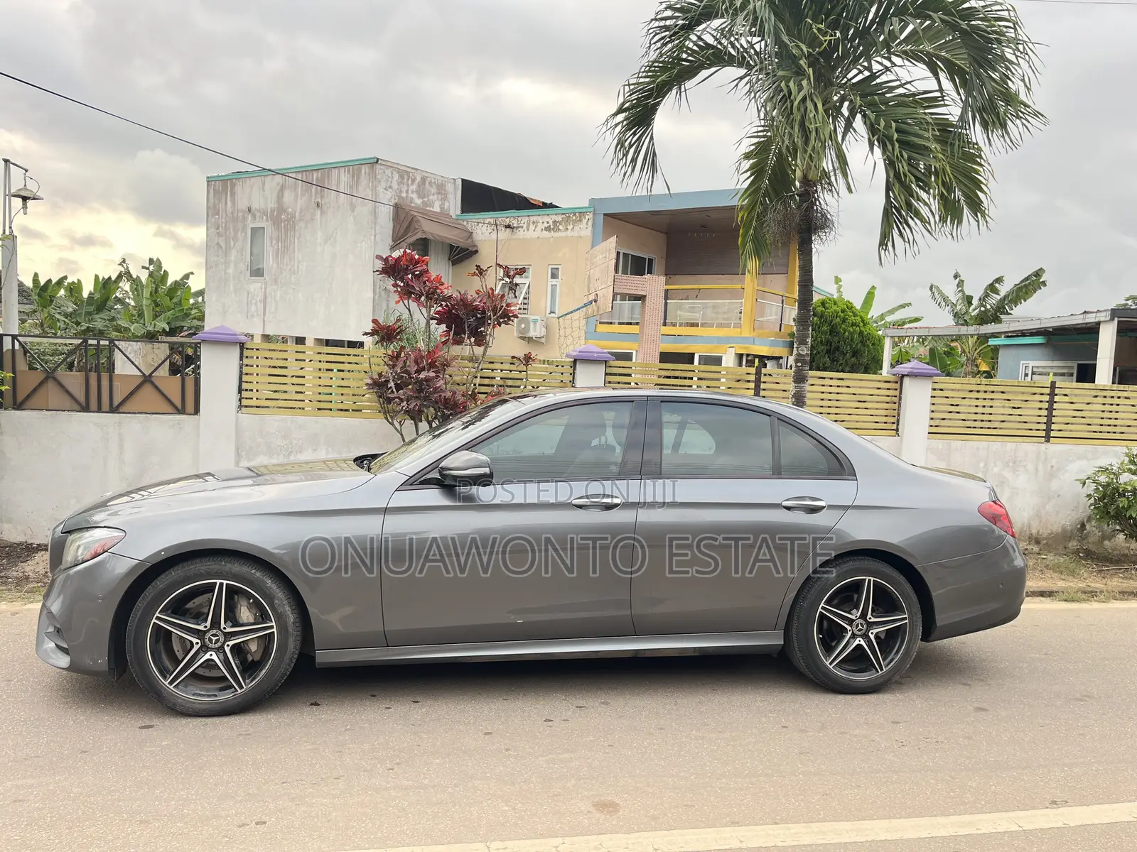 Mercedes-Benz E300 2018 Gray